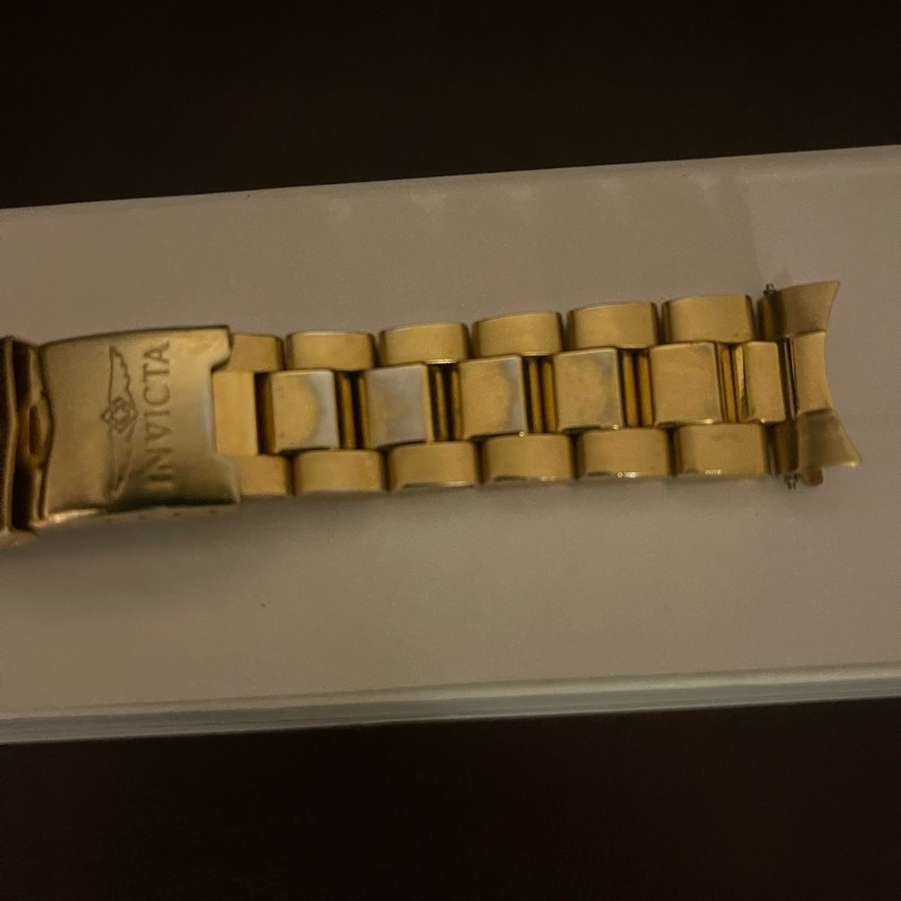 Invicta 8929 pro driver OEM 20mm watch bracelet. Missing 3 links & minor scratch - Picture 2 of 6